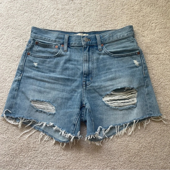 Madewell Relaxed Mid-Length Denim Shorts in Steenwick Wash: Ripped Edition - Picture 3 of 7